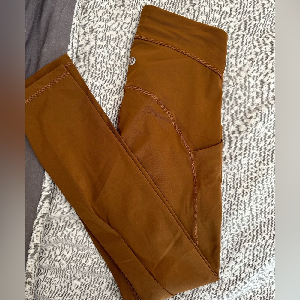 Lululemon leggings size 6